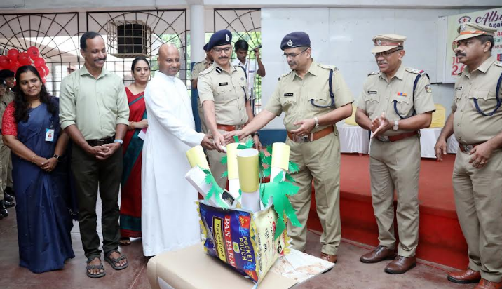 ലഹരി വിരുദ്ധ ദിനാചരണം  2025- സിറ്റി പോലീസിനൊപ്പം  അണിചേർന്ന്     സെന്റ് ആൽബർട്ട്സ് ഹൈസ്ക്കൂൾ