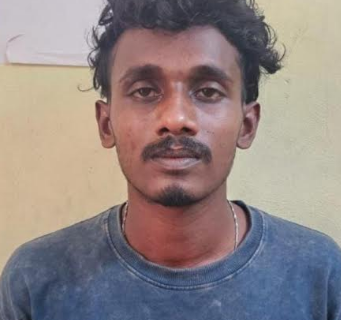 യുവാവിൽ  നിന്നും  ഭീഷണിപ്പെടുത്തി  മൊബൈൽ  ഫോൺ  കവർന്ന  പ്രതി  പോലീസിന്റെ  പിടിയിൽ