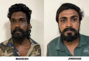 ബൈക്ക്  തല്ലി  തകർക്കുകയും  ഭീകരാന്തരീക്ഷം  സൃഷ്ടിക്കുകയും  ചെയ്ത   4  പേരെ  പനങ്ങാട് പോലീസ്  അറസ്റ്റ്  ചെയ്തു