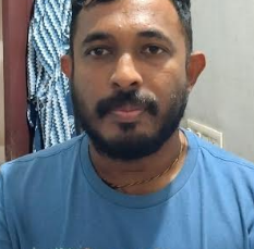 ഓപ്പറേഷൻ തൂഫാൻ - എൽ എസ് ഡി  സ്റ്റാമ്പുമായി യുവാവ് പിടിയിൽ