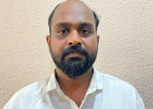 യുവതിയുടെ  നഗ്ന ഫോട്ടോകൾ  പ്രചരിപ്പിച്ച  യുവാവ്  പിടിയിൽ
