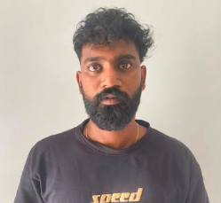 രാജസ്ഥാനിൽ  റിട്ടയർ  ചെയ്ത  ജഡ്ജിയുടെ  പക്കൽനിന്നും  വെർച്വൽ   അറസ്റ്റ് ചെയ്യും എന്നു പറഞ്ഞ്  രണ്ടരക്കോടി  തട്ടിയെടുത്ത  കേസിലെ  സംഘാംഗം  പിടിയിൽ